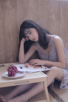 年轻的女老师电影